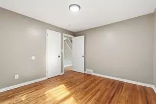 15 Pear St, Springfield, MA 01109 - Photo 17