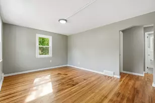 15 Pear St, Springfield, MA 01109 - Photo 13