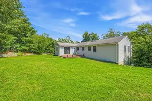 410 Plain St, Braintree, MA 02184 - Photo 9