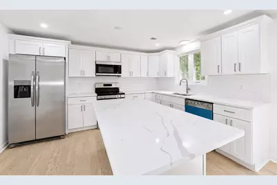 9 Alden Ave E, Randolph, MA 02368 - Photo 3