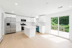 9 Alden Ave E, Randolph, MA 02368 - Photo 5