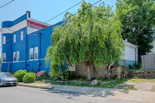 29 Spruce St, Milford, MA 01757 - Photo 3