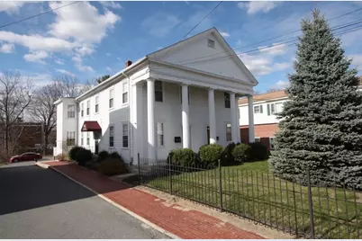 122 Elm St Apt D #Apt D, Millbury, MA 01527 - Photo 1