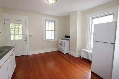 122 Elm St Apt D #Apt D, Millbury, MA 01527 - Photo 9