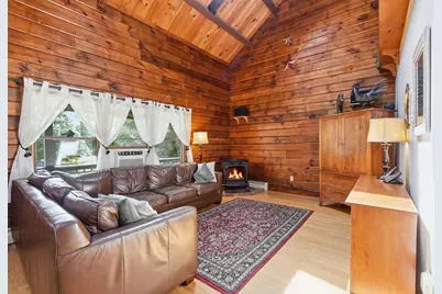 15 Thompson Rd, Hubbardston, MA 01452 - Photo 5