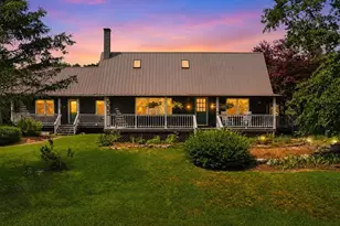15 Thompson Rd, Hubbardston, MA 01452 - Photo 1