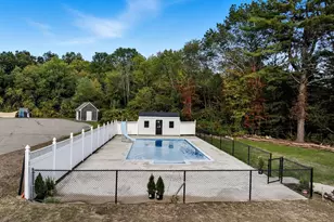 434 Sumner St, Stoughton, MA 02072 - Photo 37
