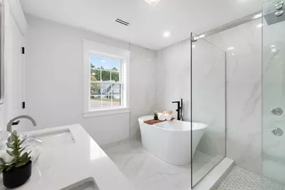 434 Sumner St, Stoughton, MA 02072 - Photo 21