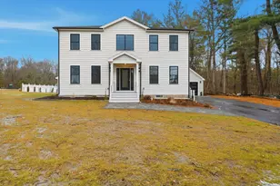 434 Sumner St, Stoughton, MA 02072 - Photo 17