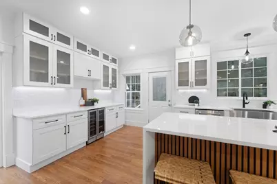 434 Sumner St, Stoughton, MA 02072 - Photo 9