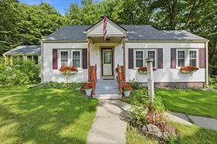 43 Birches Rd, Hubbardston, MA 01452 - Photo 1