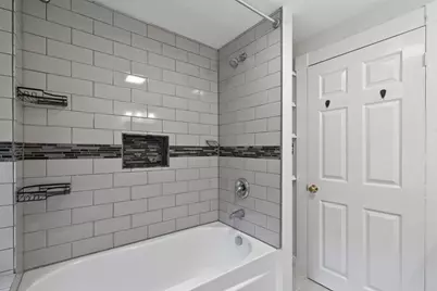 33 Pierpont St, Peabody, MA 01960 - Photo 19
