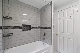 33 Pierpont St, Peabody, MA 01960 - Photo 19