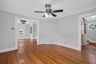 33 Pierpont St, Peabody, MA 01960 - Photo 9