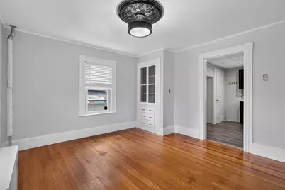 33 Pierpont St, Peabody, MA 01960 - Photo 7