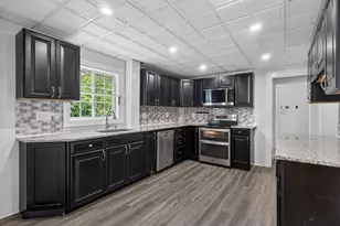 33 Pierpont St, Peabody, MA 01960 - Photo 3