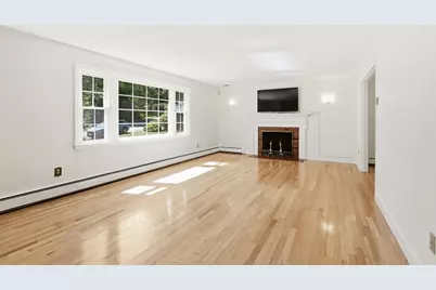 110 Thornberry Road, Winchester, MA 01890 - Photo 3