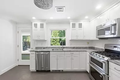 110 Thornberry Road, Winchester, MA 01890 - Photo 9