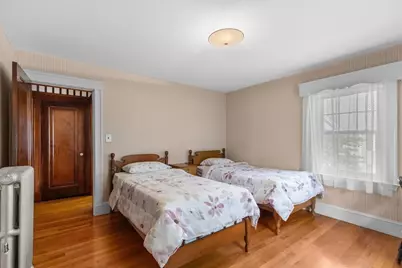22 Gleason St, Medford, MA 02155 - Photo 23