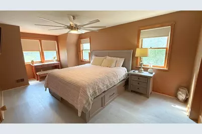 14 Indian Ridge Dr, Leominster, MA 01453 - Photo 9