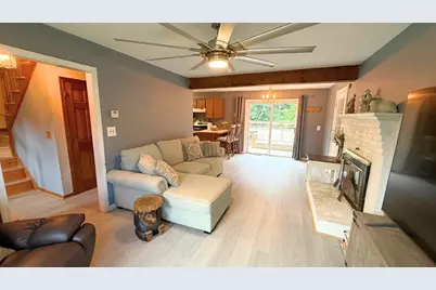 14 Indian Ridge Dr, Leominster, MA 01453 - Photo 5