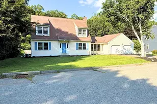 14 Indian Ridge Dr, Leominster, MA 01453 - Photo 1