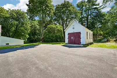 552 Plain St, Stoughton, MA 02072 - Photo 29