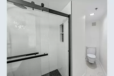 300 Lynnshore Dr #911, Lynn, MA 01902 - Photo 19