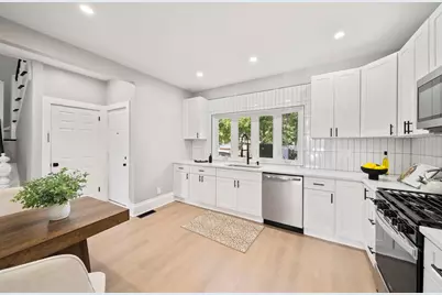 36 Macy Ave, Brockton, MA 02302 - Photo 5