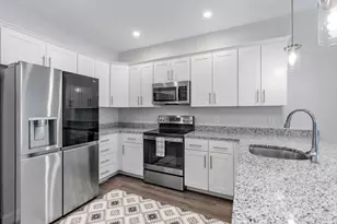 3211 Briarwood Village, Clinton, MA 01510 - Photo 5