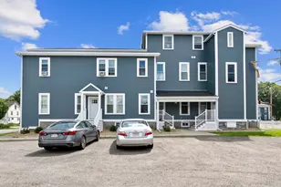 28 Poplar St, Danvers, MA 01923 - Photo 3