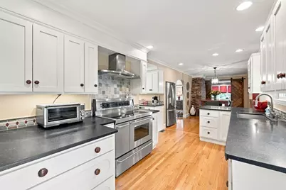 62 Walnut Road, Hamilton, MA 01982 - Photo 3