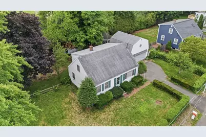 3 Lynn Ave, Plainville, MA 02762 - Photo 3