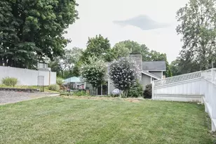 15 Fordham Rd, Lawrence, MA 01841 - Photo 5