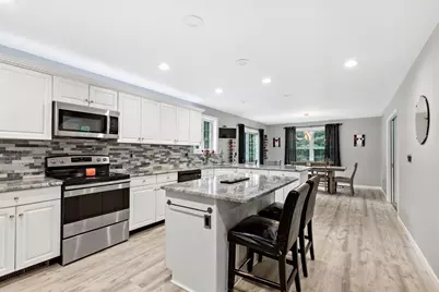 5 Debbie Ln, Freetown, MA 02702 - Photo 7