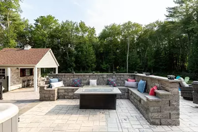 5 Debbie Ln, Freetown, MA 02702 - Photo 5