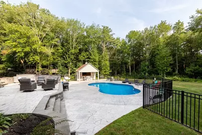 5 Debbie Ln, Freetown, MA 02702 - Photo 3