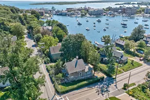62 School St, Falmouth, MA 02543 - Photo 1
