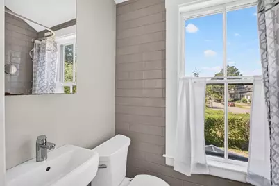 62 School St, Falmouth, MA 02543 - Photo 25