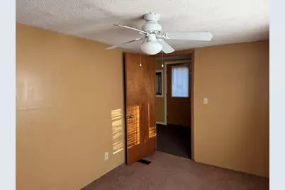 27 Dublin St, Palmer, MA 01069 - Photo 17