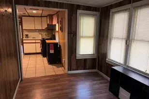 27 Dublin St, Palmer, MA 01069 - Photo 5