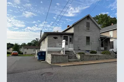 27 Dublin St, Palmer, MA 01069 - Photo 3