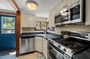 20 E Rd, Mashpee, MA 02649 - Photo 5