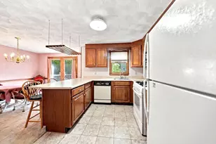 754 Wellman Ave, Chelmsford, MA 01863 - Photo 9