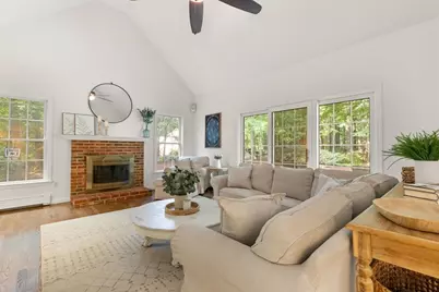 2 Brookside St, Upton, MA 01568 - Photo 13