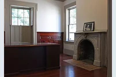 83 Maple St, Springfield, MA 01105 - Photo 7