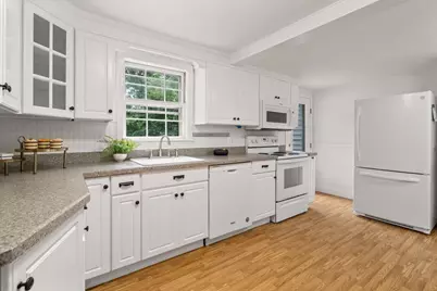 101 Lakeshore Drive, Westwood, MA 02090 - Photo 7