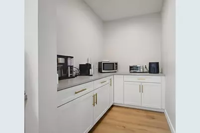 18 Willis Ave, Seekonk, MA 02771 - Photo 9