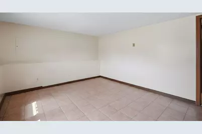 4 Baril Ln, Chicopee, MA 01013 - Photo 35