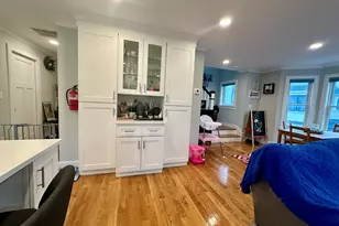 30 Town Hill St, Quincy, MA 02169 - Photo 15